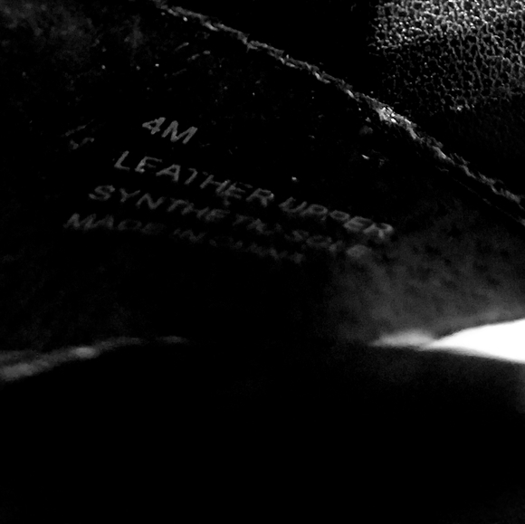 Trouve RobinBlack & White Leather Wedge Sandals 4M - Picture 12 of 16